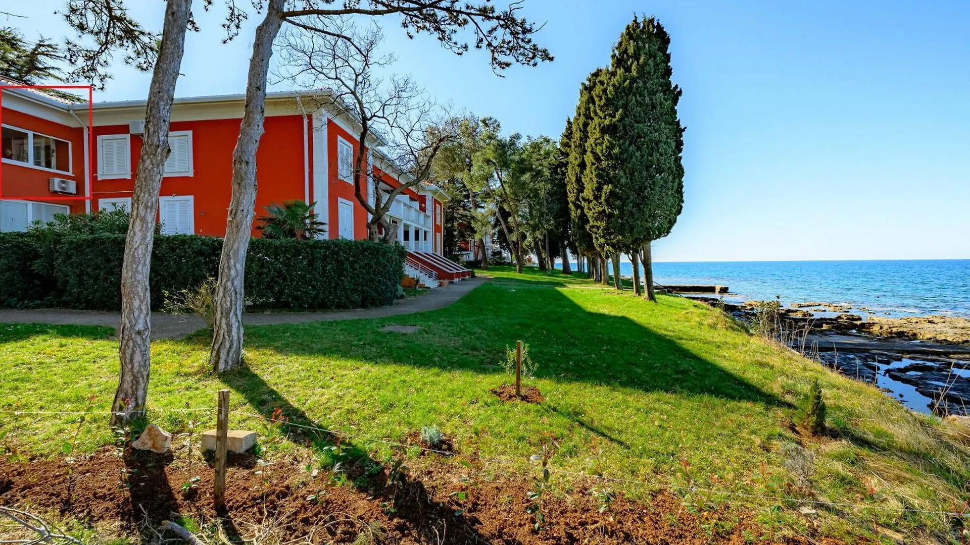 Apartments Valdepian 3Br With Terrace With Sea View Basanija Croatia